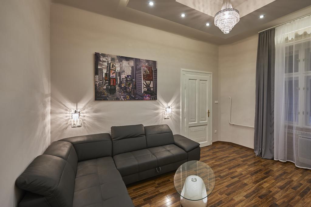 Parliament Appartement *